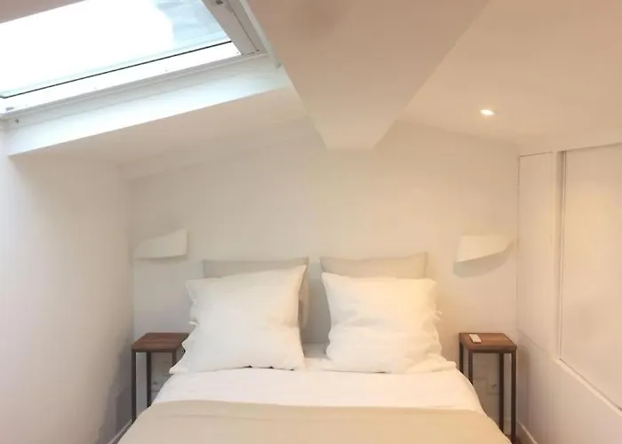 Cosy And Chic Flat In Saint Germain Paris